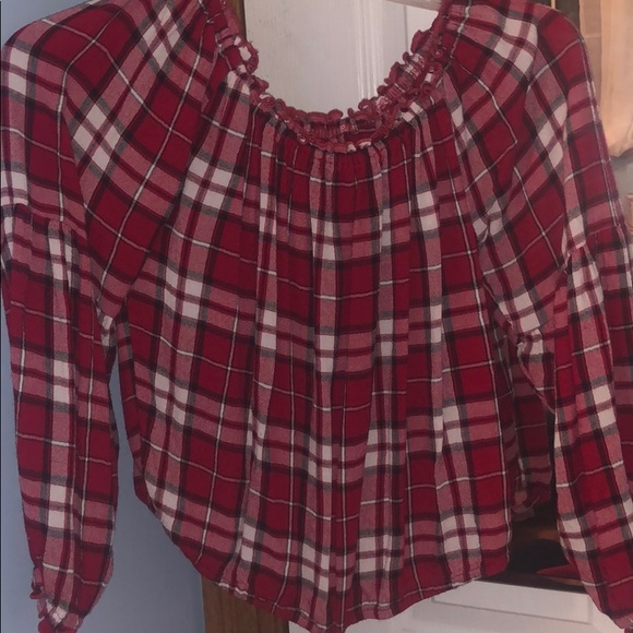 Hollister Tops - Off the shoulder Hollister top